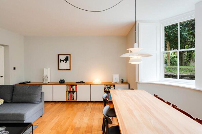 2 Bedroom Flat For Sale In Exeter Buildings, Bristol, BS6