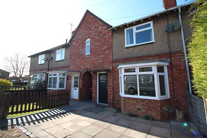3 Bedroom Terraced House To Rent In Grafton Road, Rushden, NN10