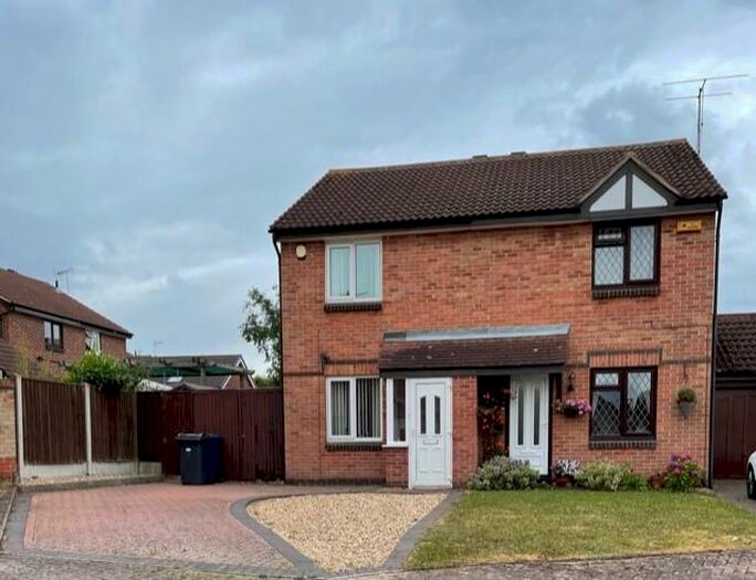 2 Bedroom House To Rent In Broadleigh Close, Compton Acres, NG2