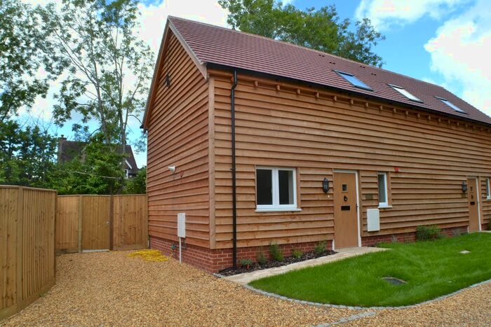 2 Bedroom Semi-Detached House To Rent In Baughurst Road, Baughurst, Tadley RG26