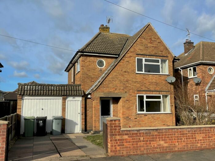 3 Bedroom Detached House To Rent In Sutherland Way, Stamford, PE9