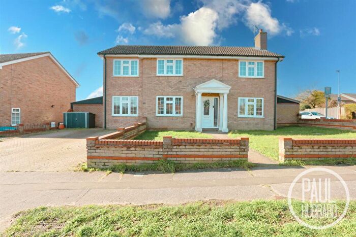 5 Bedroom Detached House For Sale In Long Meadow Walk, Carlton Colville, NR33