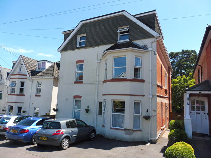 1 Bedroom Flat To Rent In Alumdale Road, Bournemouth, Bournemouth Christchurch Poole, BH4