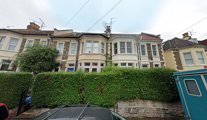 7 Bedroom Terraced House To Rent In Waverley Road, Bristol, BS6