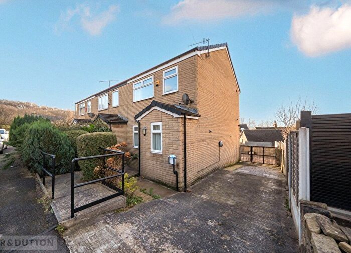3 Bedroom End Terrace House For Sale In Gladstone Street, Hadfield, Glossop, Derbyshire, SK13