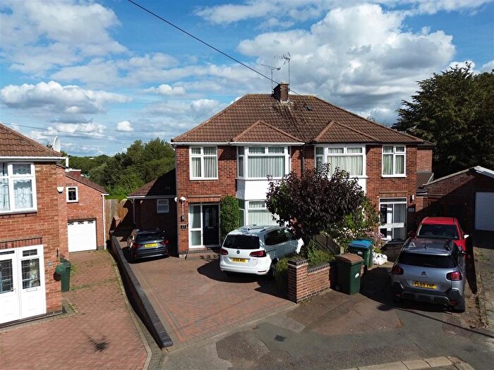 3 Bedroom Semi Detached House For Sale In Harvey Close, Allesley, Coventry, CV5