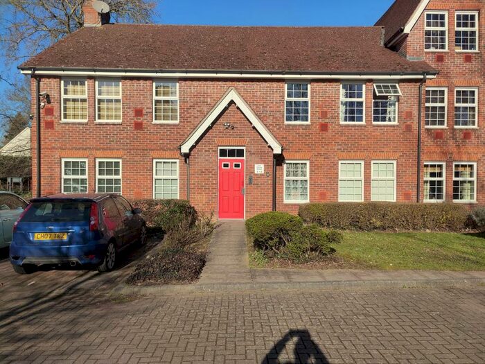 2 Bedroom Ground Flat To Rent In Dawn Redwood Close, Horton, Slough, SL3