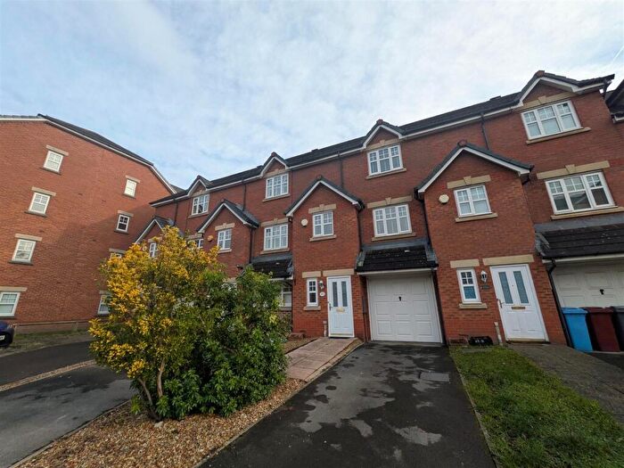 3 Bedroom House To Rent In Fog Lane, Burnage, Manchester, M19