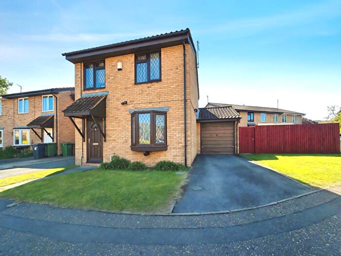 3 Bedroom Link Detached House For Sale In Stamper Street, South Bretton, Bretton, PE3