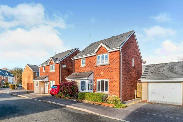 3 Bedroom House To Rent In Village Drive, Gorseinon, Swansea, SA4