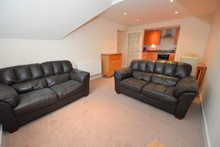 2 Bedroom Flat To Rent In Bournemouth Road, Chandler's Ford, Eastleigh, SO53