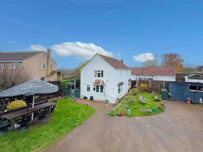 4 Bedroom Detached House For Sale In The Rank, North Bradley, Trowbridge, Wiltshire, BA14