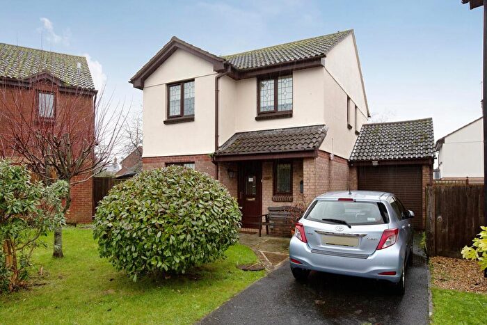 4 Bedroom House For Sale In Western Drive, Starcross, EX6