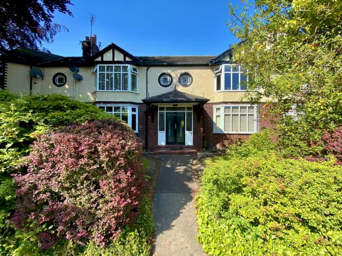 2 Bedroom Flat To Rent In Fog Lane, Didsbury, Manchester, M20