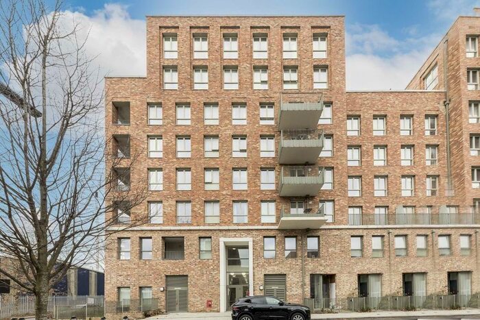 2 Bedroom Flat To Rent In Rosenburg Road, London, W3