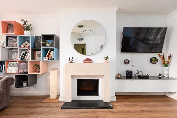 3 Bedroom End Terrace House For Sale In Guernsey Avenue, Brislington, BS4