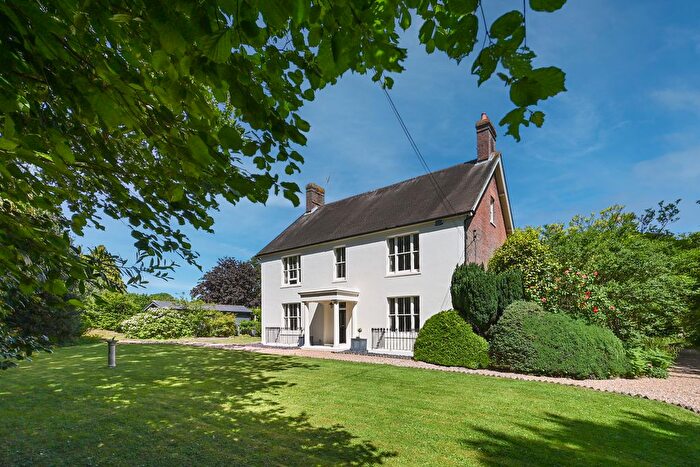 6 Bedroom Country House For Sale In North Trade Road, Battle, TN33