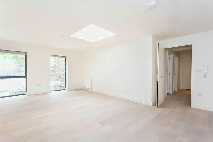 1 Bedroom Flat To Rent In Newington Green, Hackney, London, N16