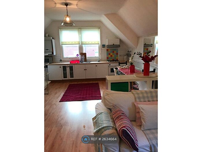 1 Bedroom Flat To Rent In Granville Road, Leicester, LE1