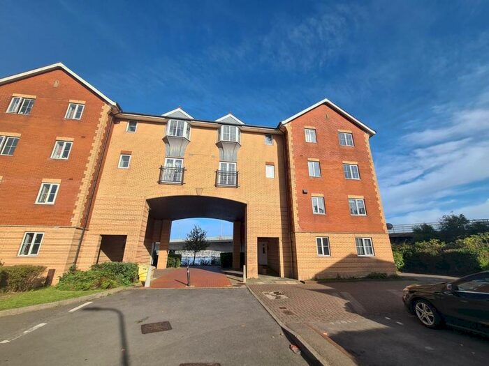 2 Bedroom Apartment To Rent In Campbell Drive, Cardiff, CF11