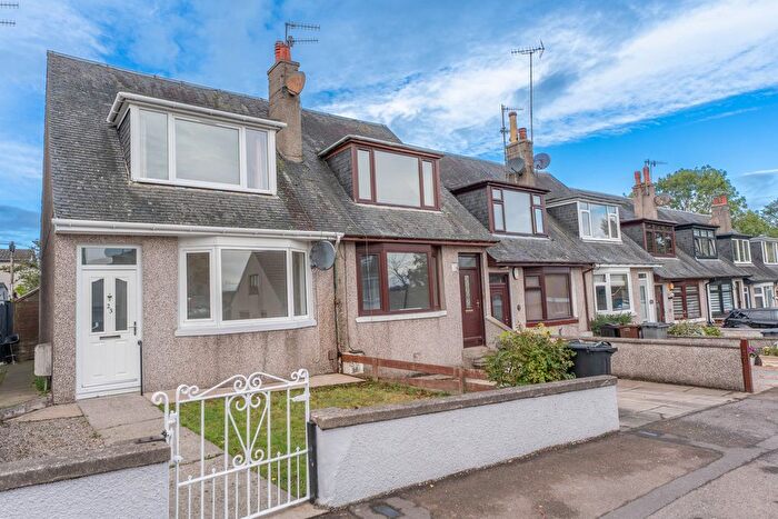 2 Bedroom Terraced House For Sale In Donview Road, Aberdeen, AB24