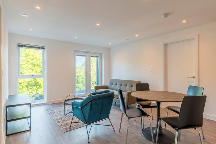 2 Bedroom Apartment To Rent In Alexandra Park, LS4