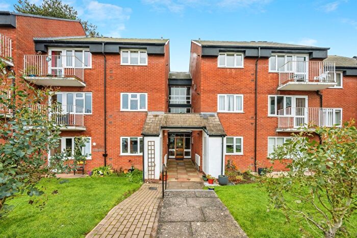 2 Bedroom Flat For Sale In Corbett Avenue, Droitwich, WR9