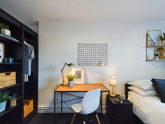 6 Bedroom Terraced House To Rent In , Brookside, Derby, DE1