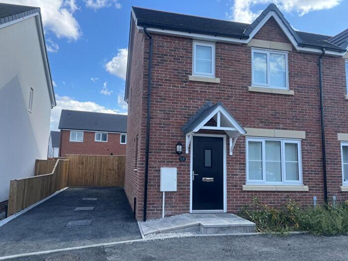 3 Bedroom Semi Detached House To Rent In Colliers Grange, Rhostyllen, Wrexham, LL14