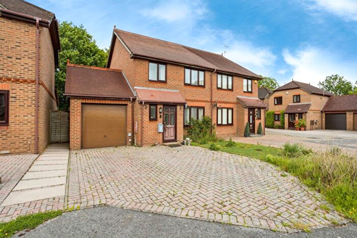 3 Bedroom Semi-Detached House For Sale In Bailey Close, Horsham, RH12