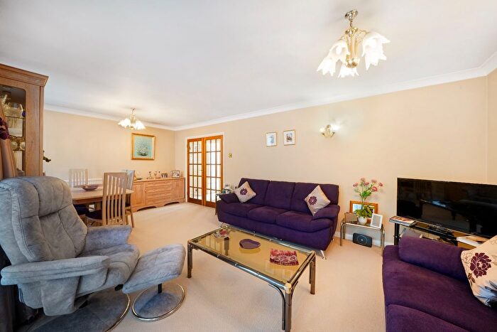2 Bedroom Flat For Sale In Derby House, Chesswood Way, Pinner, HA5