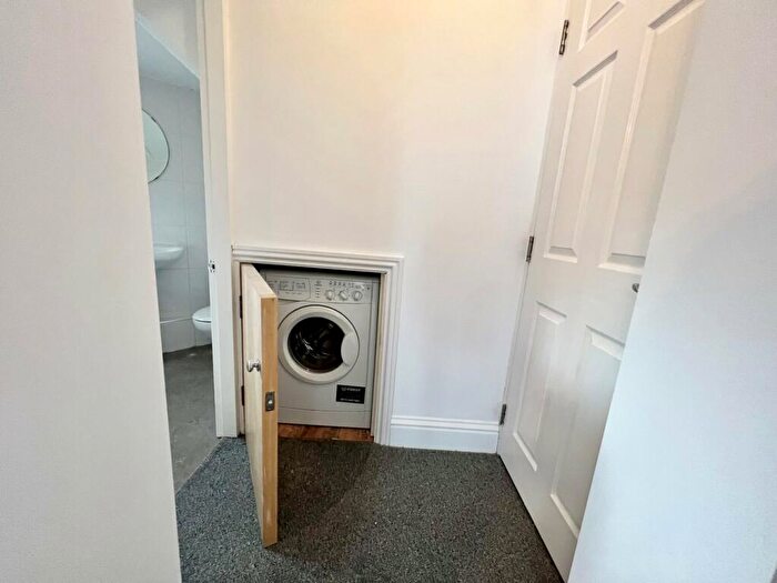 Studio To Rent In Belle Vue Crescent, Sunderland, SR2