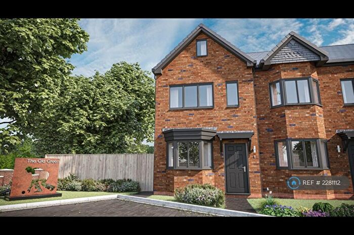 3 Bedroom End Of Terrace House To Rent In Bowling Green Avenue, Eccles, Manchester, M30