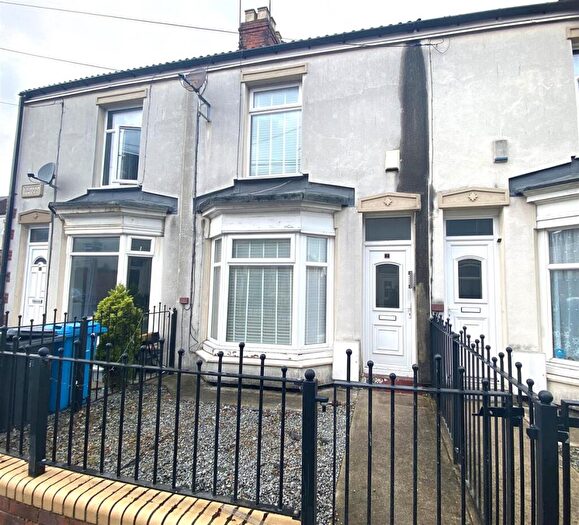 2 Bedroom House To Rent In Eastern Villas, Holland Street, Hull, HU9