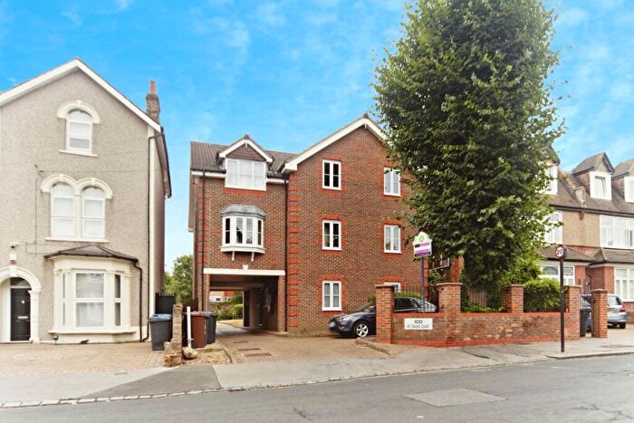 2 Bedroom Flat For Sale In Outram Road, Croydon, Surrey, CR0