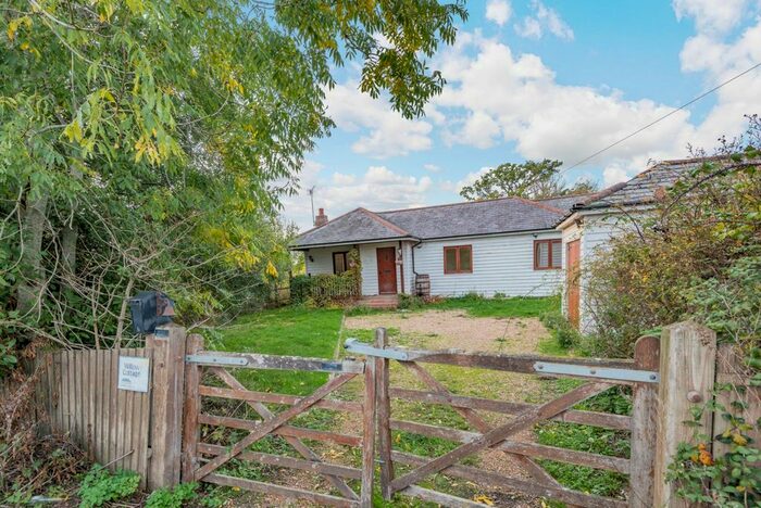 3 Bedroom Bungalow For Sale In Cheeseman's Green Lane, Mersham, Kent, TN25