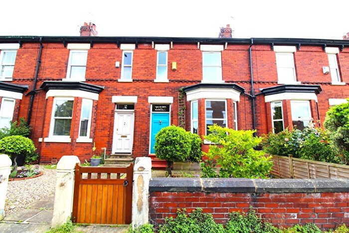 4 Bedroom Terraced House To Rent In Moorside Road, Heaton Moor, Stockport, SK4