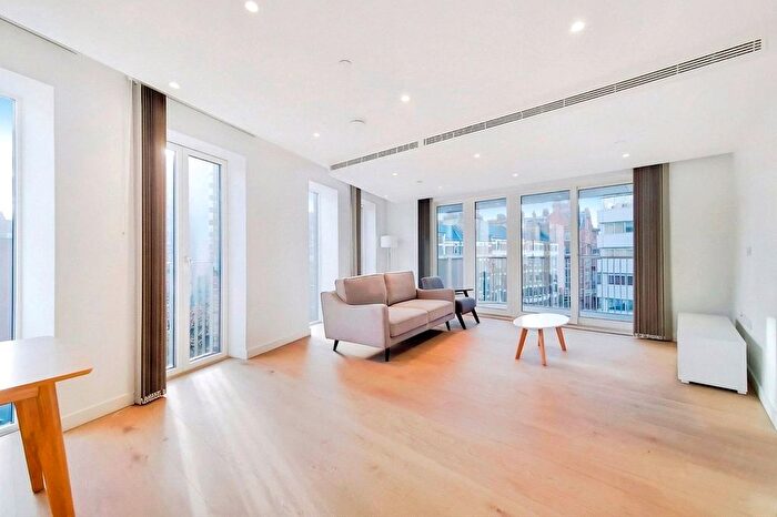 2 Bedroom Flat To Rent In Mount Pleasant, London, WC1X