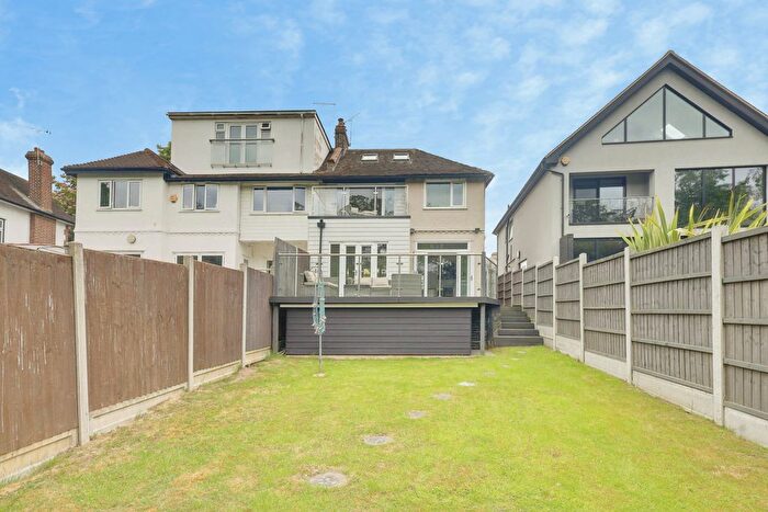 3 Bedroom Semi-detached House For Sale In Priory Crescent, Southend-On-Sea, SS2