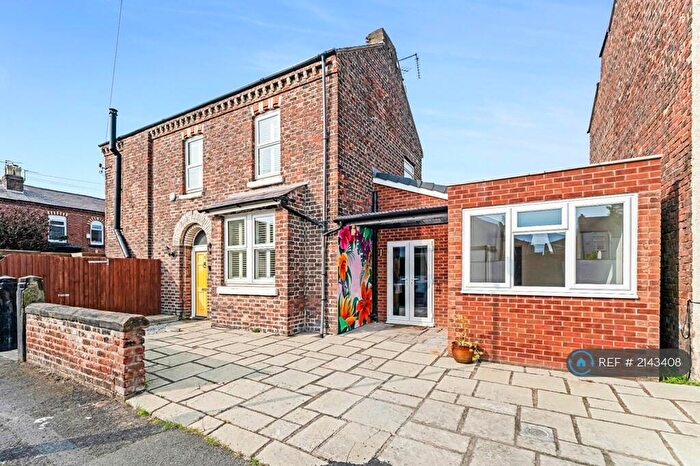 4 Bedroom Semi-Detached House To Rent In Hornby Street, Liverpool, L23