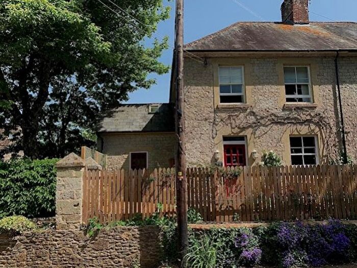 4 Bedroom Semi-Detached House To Rent In Milton On Stour, Gillingham, Dorset, SP8