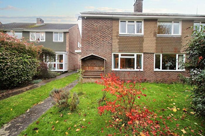 3 Bedroom Semi-Detached House For Sale In Dyrham Close, Thornbury, BS35