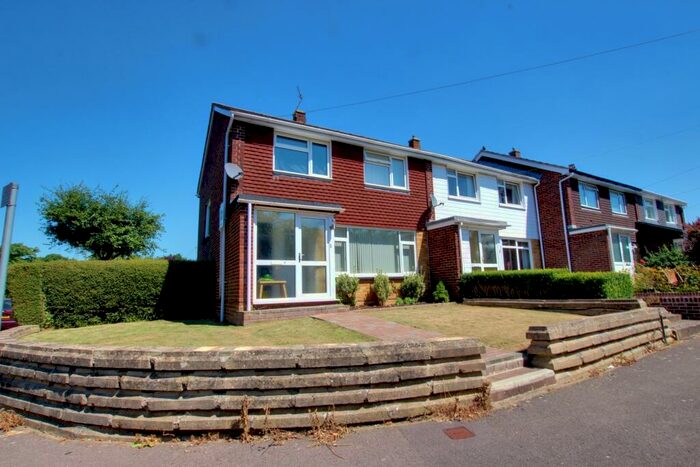 3 Bedroom House To Rent In Havant Brookfield Close Unfurnished, PO9