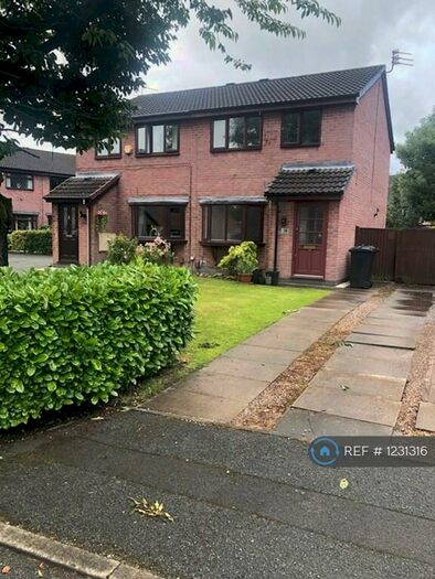 3 Bedroom Semi-Detached House To Rent In Church Mews, Denton, Manchester, M34