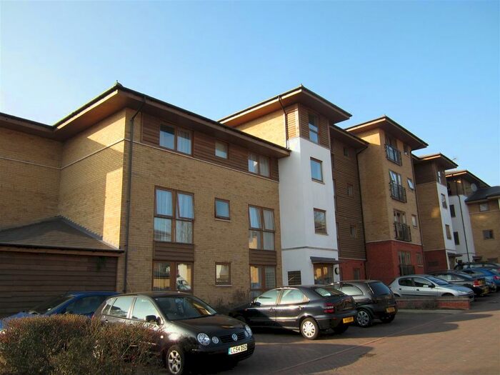 1 Bedroom Detached House To Rent In Coral Park, Maidstone, ME14