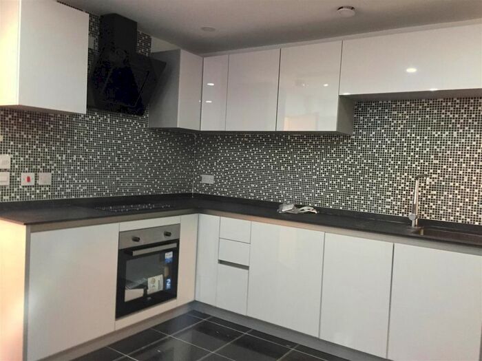 1 Bedroom Flat To Rent In The Parade, Roath, Cardiff, CF24