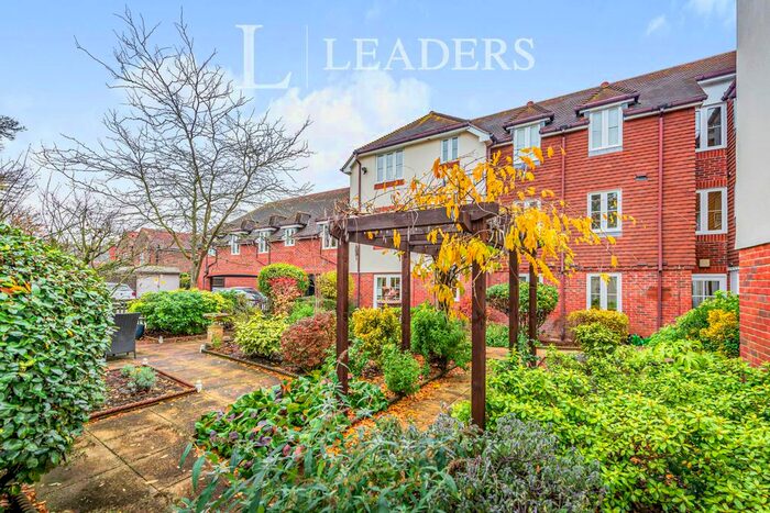 1 Bedroom Flat To Rent In Pegasus Court, High Street, Billingshurst, RH14