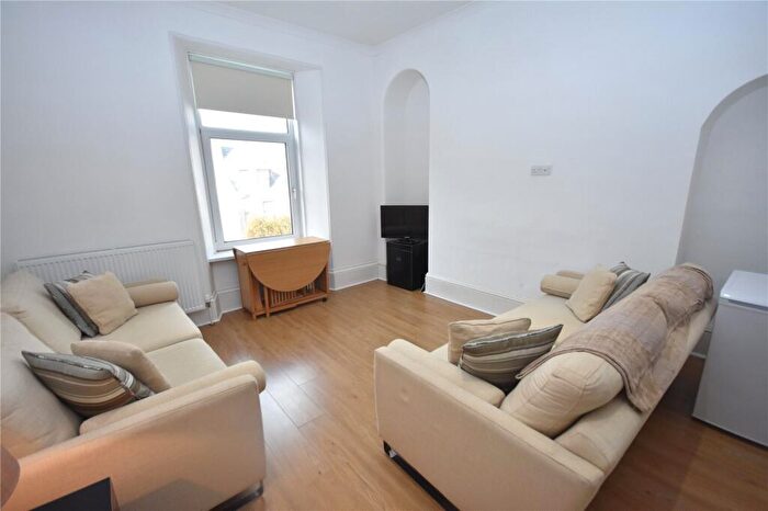 2 Bedroom Flat To Rent In Rosemount Place, Rosemount, Aberdeen, AB25
