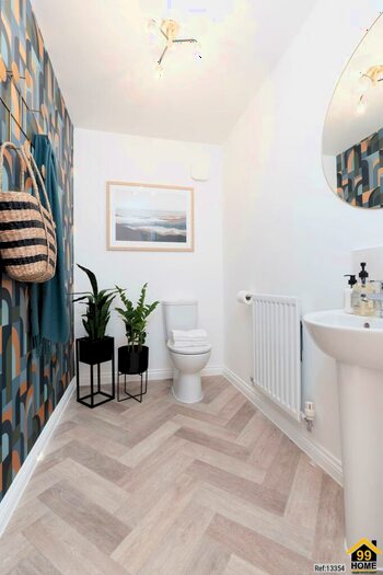 3 Bedroom Semi-Detached House For Sale In Woodlark Drive, Finningley, Doncaster, DN9