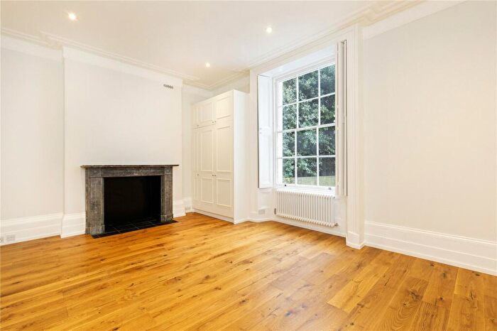 2 Bedroom Apartment To Rent In Highbury Park, Highbury, Islington, London, N5